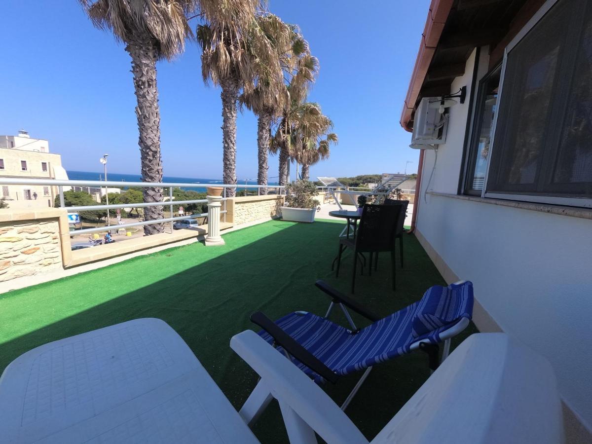 Hotel Alba Chiara Sant'Andrea Salento Exteriör bild